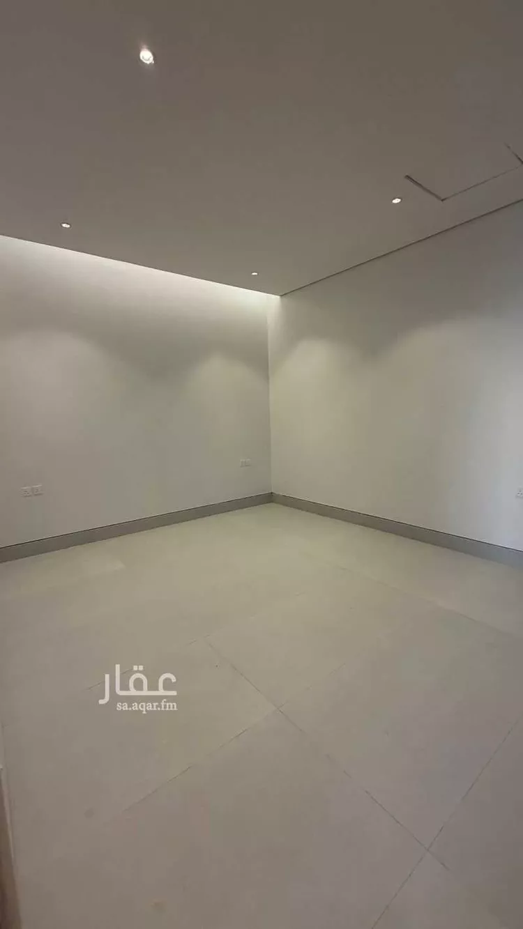 فيلا للبيع في شارع ابن صدقة الغرافي, حي المهدية, مدينة الرياض, منطقة الرياض 17