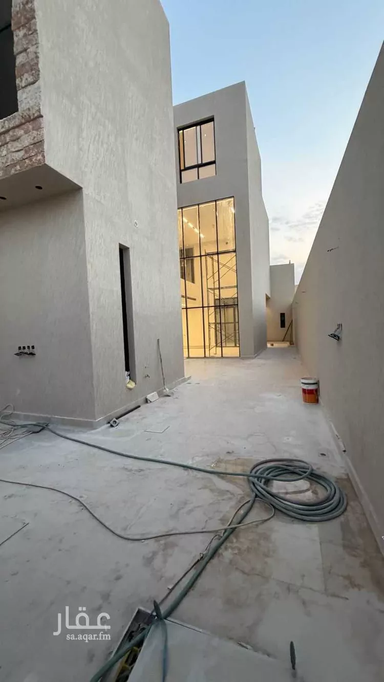 فيلا للبيع في شارع عبدالجبار بن الورد, حي المهدية, مدينة الرياض, منطقة الرياض صورة 5