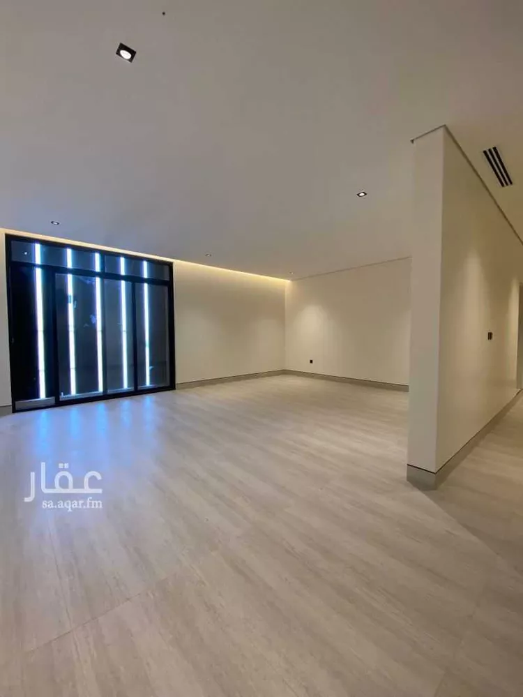 فيلا للبيع في شارع فؤاد محمد عمر توفيق, حي المهدية, مدينة الرياض, منطقة الرياض 12