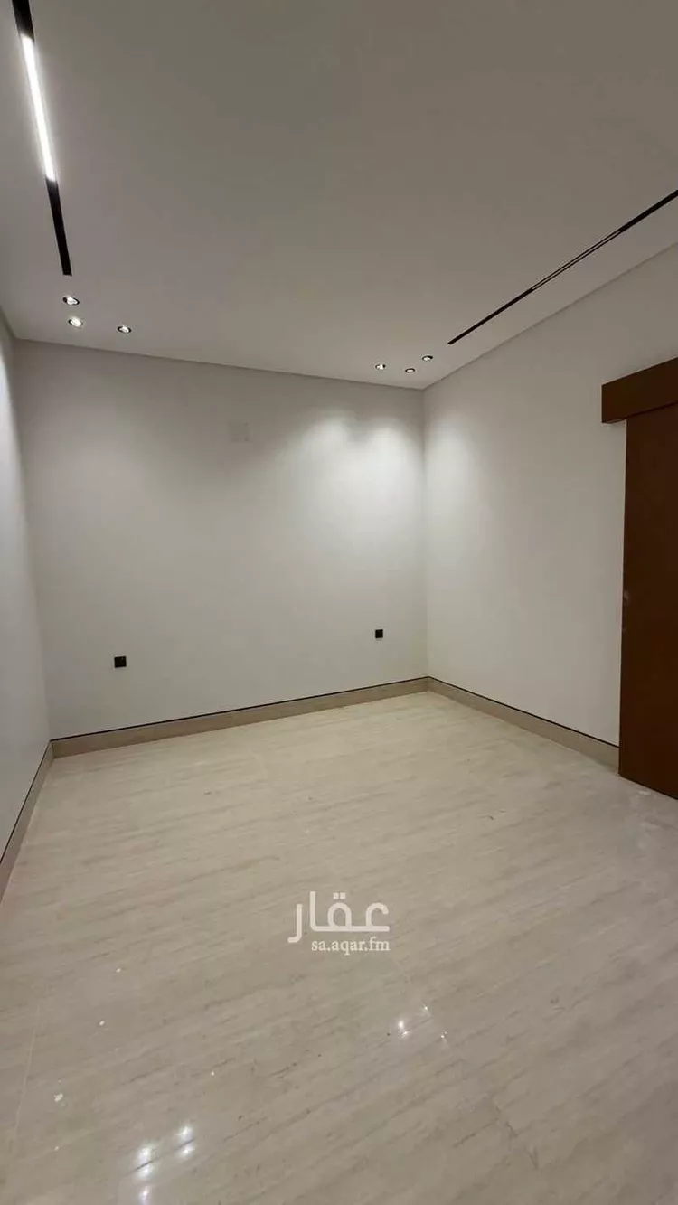 Villa for Sale in Riyadh Al Mahdiyah 14