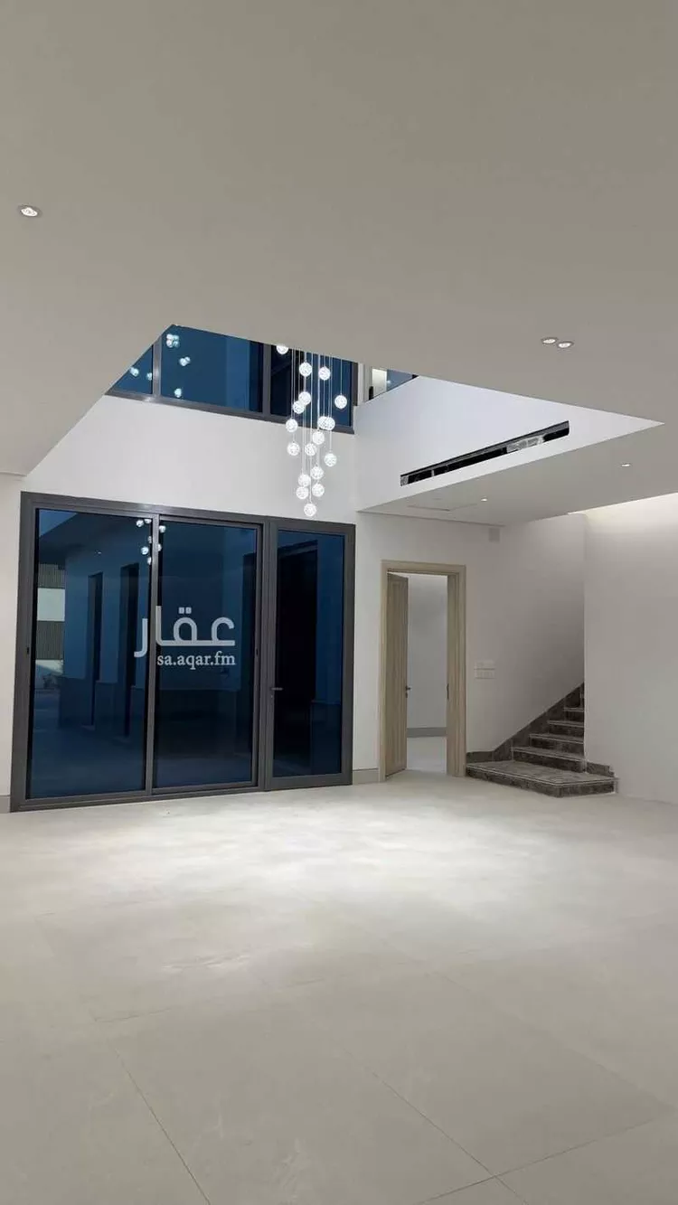 فيلا للبيع في شارع ابن صدقة الغرافي, حي المهدية, مدينة الرياض, منطقة الرياض 8