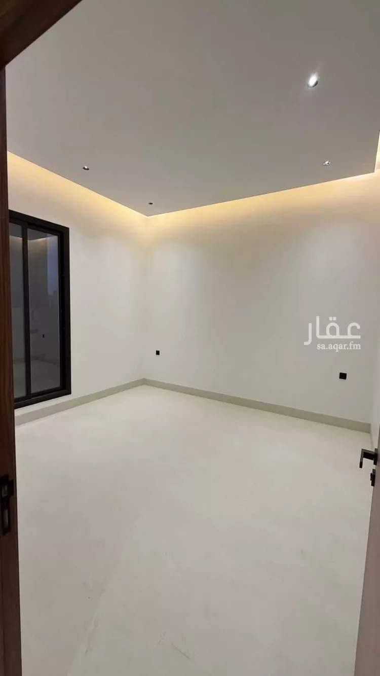 فيلا للبيع في شارع فؤاد محمد عمر توفيق, حي المهدية, مدينة الرياض, منطقة الرياض 18