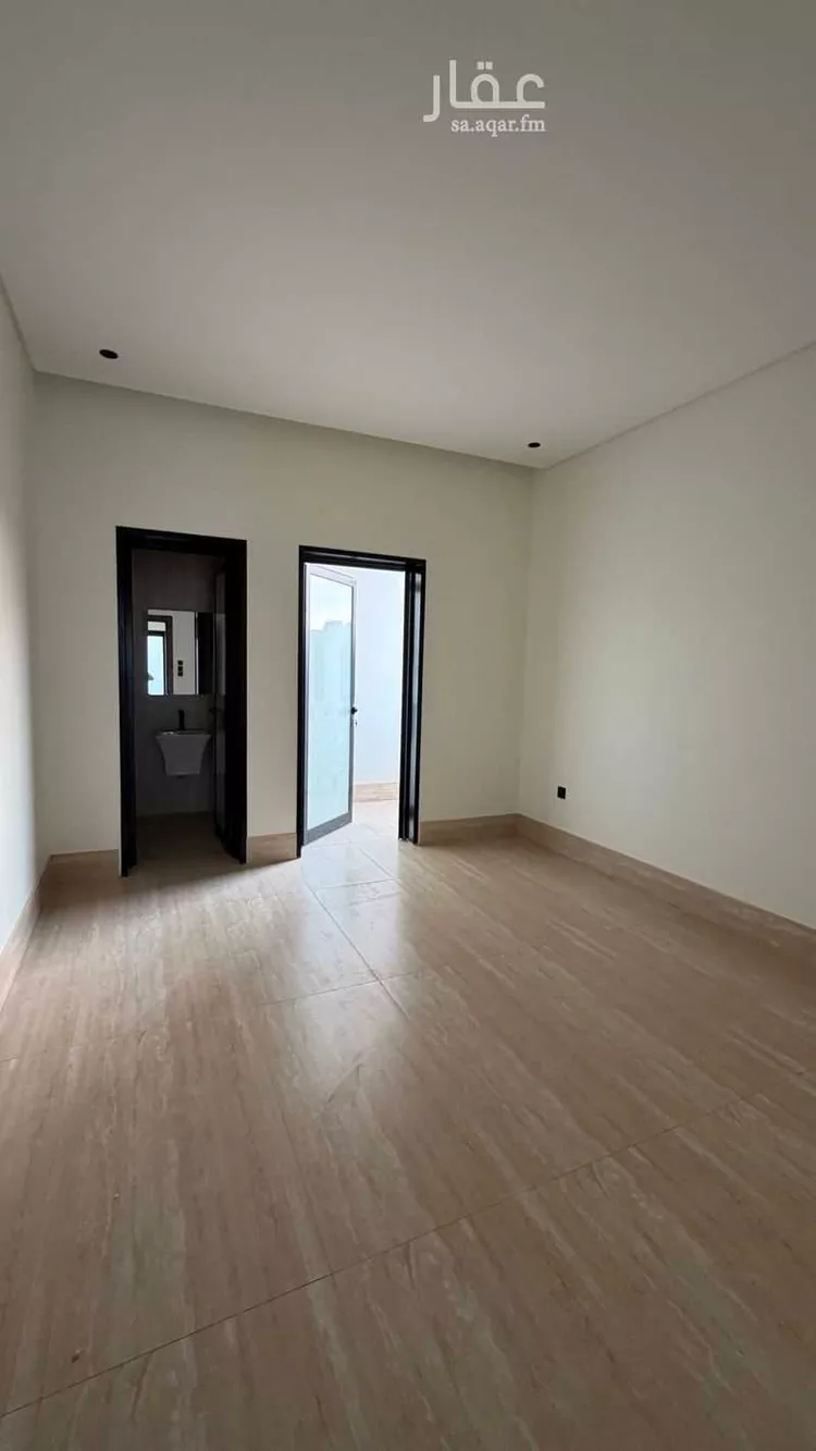 Villa for Sale in Riyadh Al Mahdiyah 11