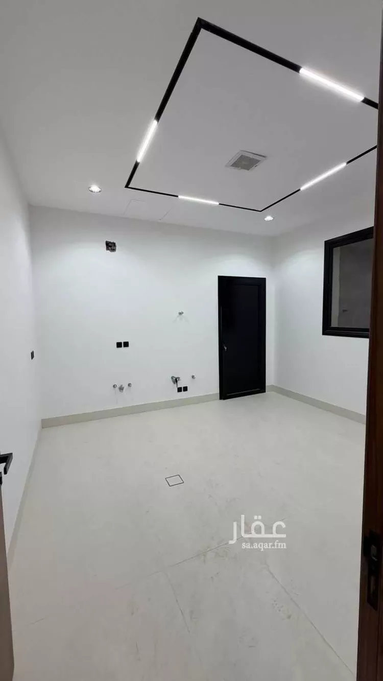 فيلا للبيع في شارع فؤاد محمد عمر توفيق, حي المهدية, مدينة الرياض, منطقة الرياض 13