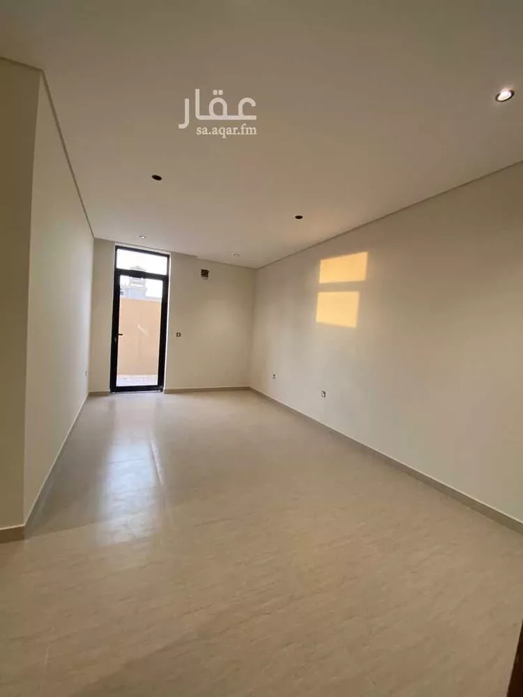 فيلا للبيع في شارع فؤاد محمد عمر توفيق, حي المهدية, مدينة الرياض, منطقة الرياض 10