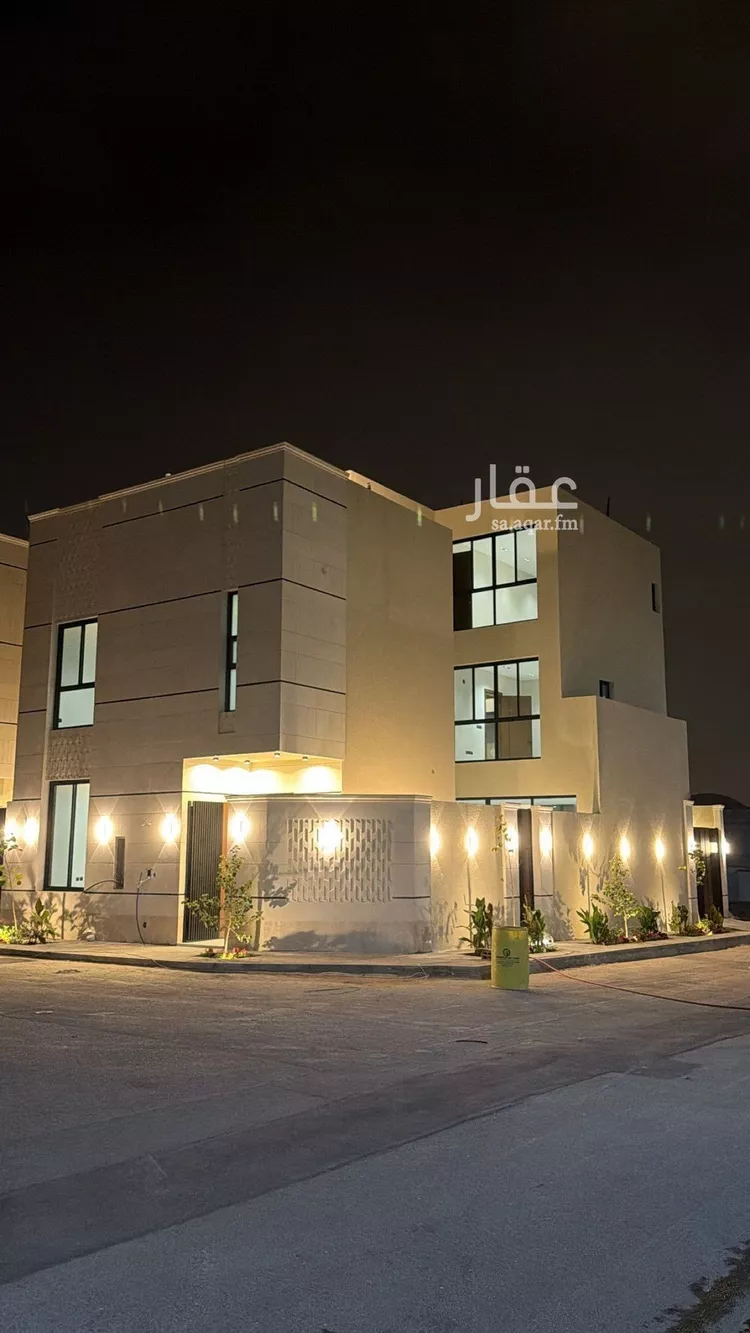 فيلا للبيع في شارع إسماعيل بن حماد, حي المهدية, مدينة الرياض, منطقة الرياض