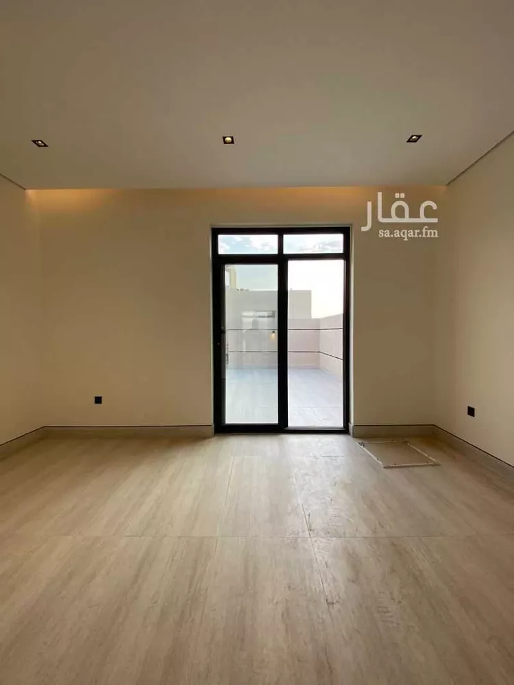 فيلا للبيع في شارع فؤاد محمد عمر توفيق, حي المهدية, مدينة الرياض, منطقة الرياض 15
