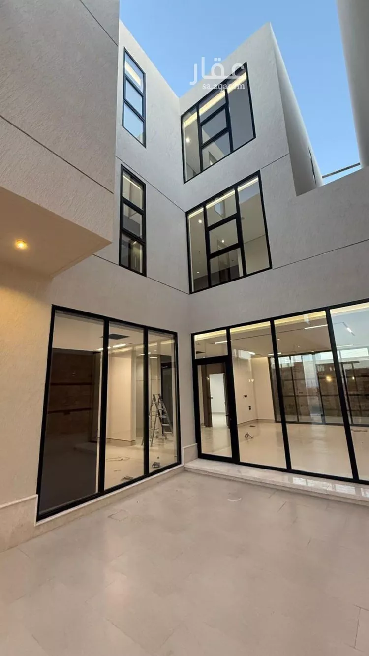 فيلا للبيع في شارع أبي زرعة الهمذاني, حي المهدية, مدينة الرياض, منطقة الرياض صورة 3