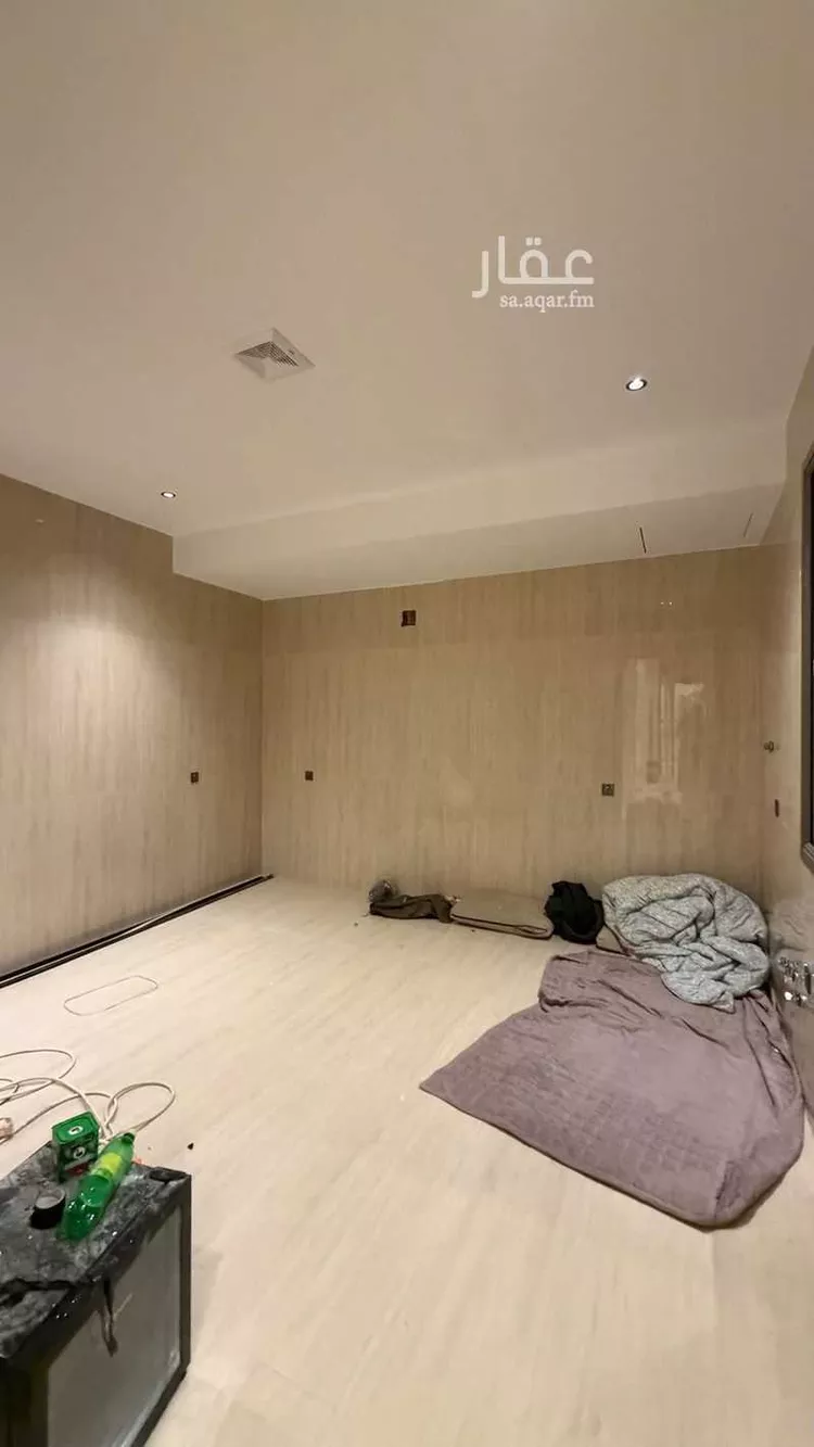 فيلا للبيع في شارع أبي نزار الصنعاني اليمني, حي المهدية, مدينة الرياض, منطقة الرياض 9