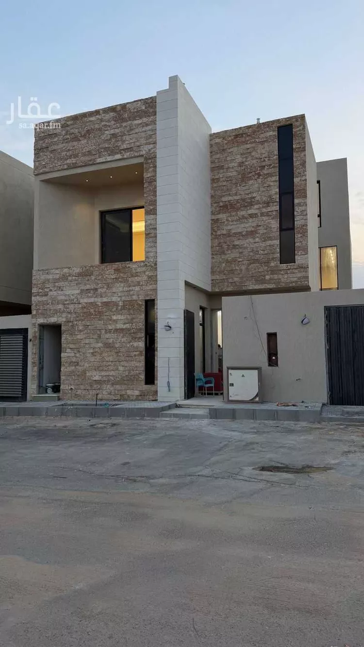 فيلا للبيع في شارع عبدالجبار بن الورد, حي المهدية, مدينة الرياض, منطقة الرياض صورة 2
