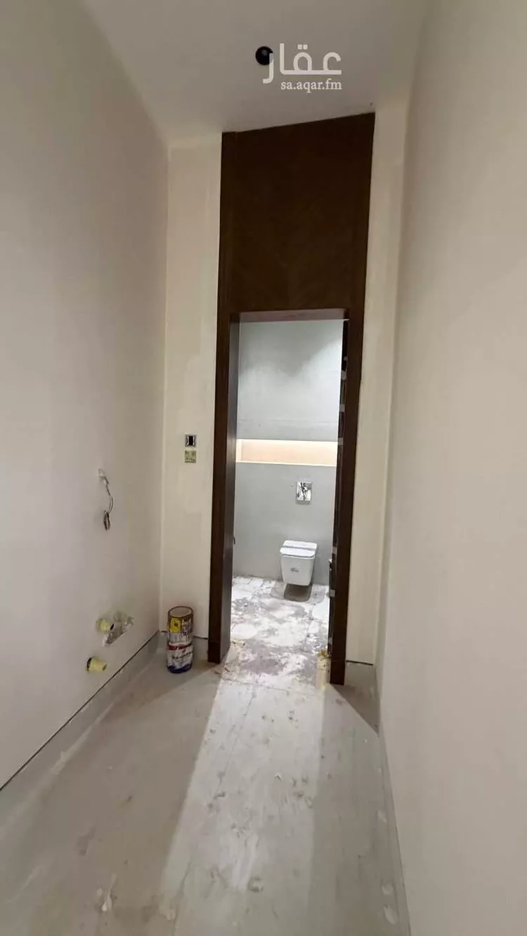 فيلا للبيع في شارع عبدالجبار بن الورد, حي المهدية, مدينة الرياض, منطقة الرياض 15
