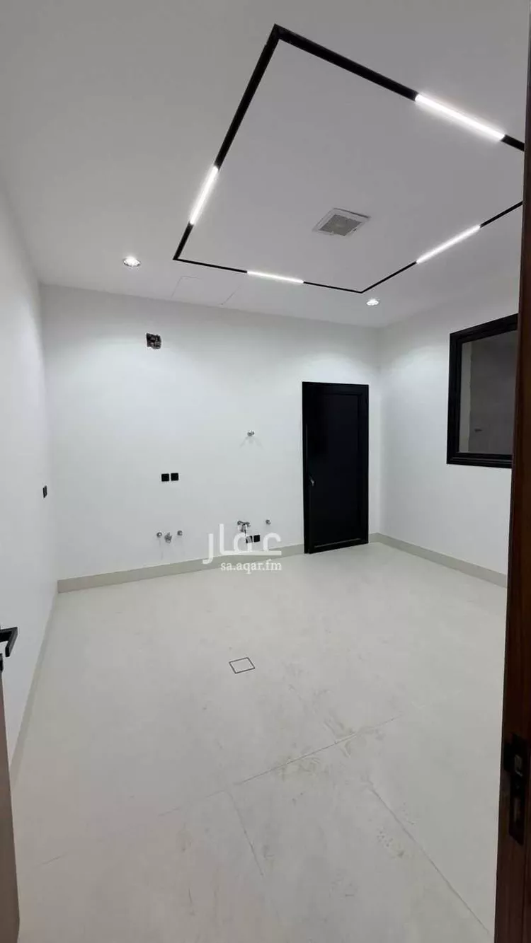فيلا للبيع في شارع فؤاد محمد عمر توفيق, حي المهدية, مدينة الرياض, منطقة الرياض 10