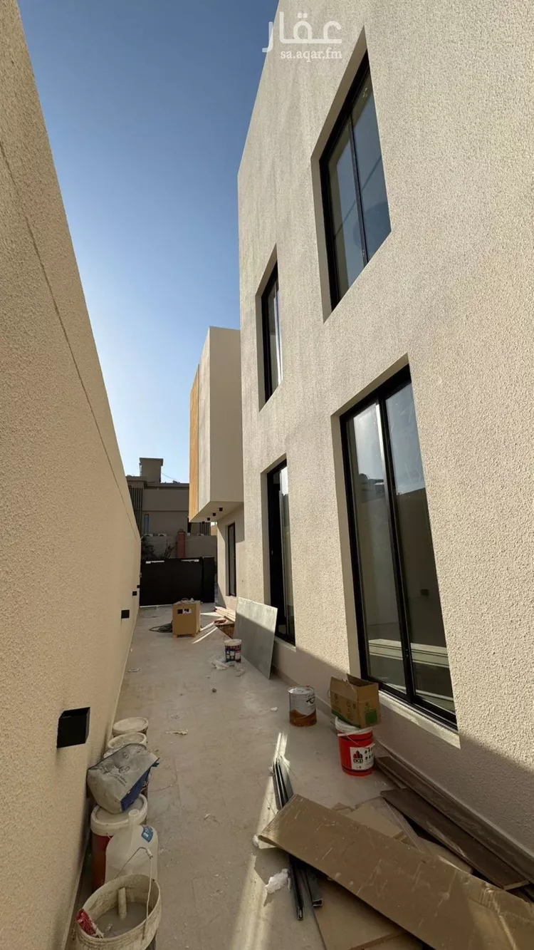 فيلا للبيع في شارع أبي زرعة الهمذاني, حي المهدية, مدينة الرياض, منطقة الرياض صورة 4