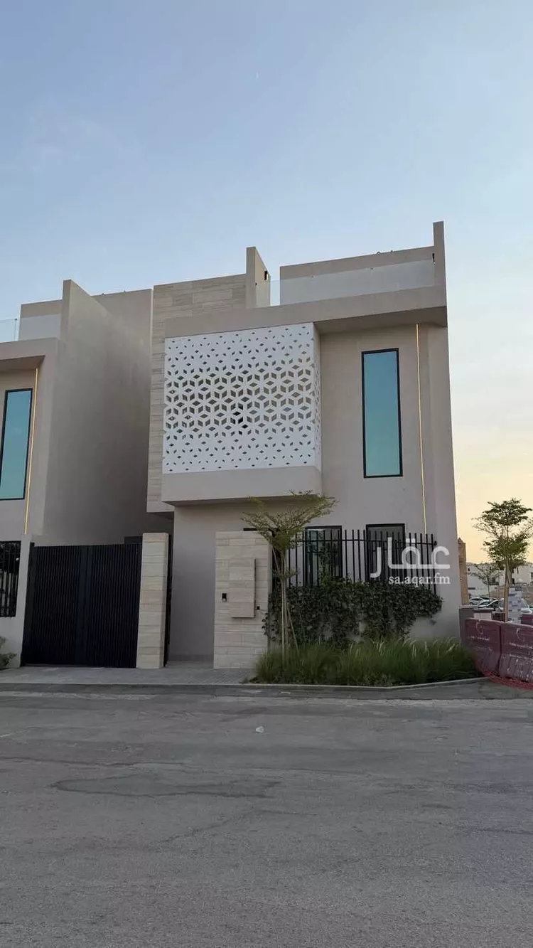 Villa for Sale in Riyadh Al Mahdiyah صورة 2