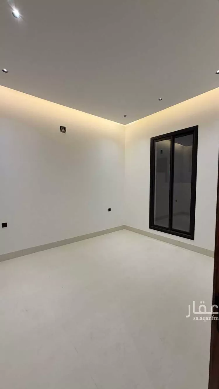 فيلا للبيع في شارع فؤاد محمد عمر توفيق, حي المهدية, مدينة الرياض, منطقة الرياض 14