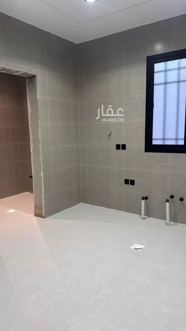 دور للبيع في شارع محمد المصلح, حي السعادة, مدينة الرياض, منطقة الرياض 11