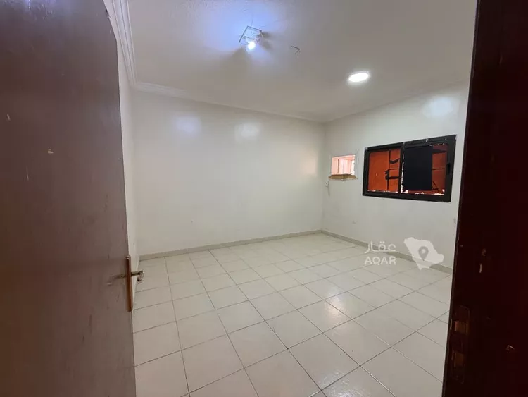 Floor for Rent in Riyadh As Salam 8