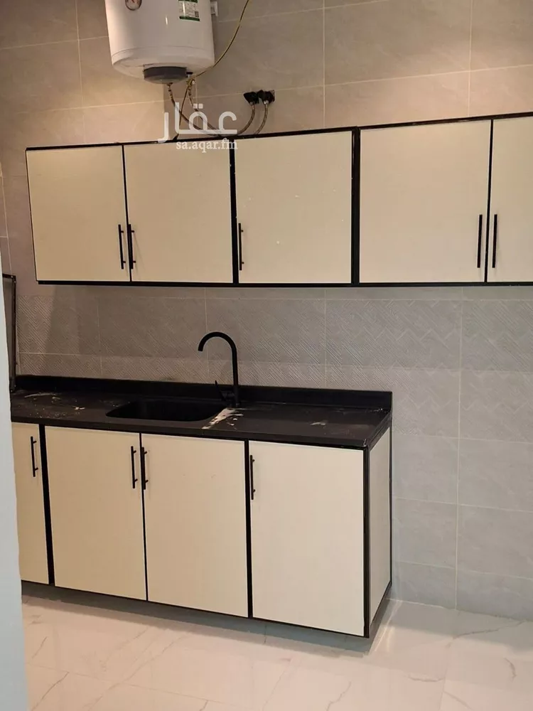 شقة للإيجار في شارع ابراهيم القيسي, حي الإزدهار, مدينة الرياض, منطقة الرياض صورة 3