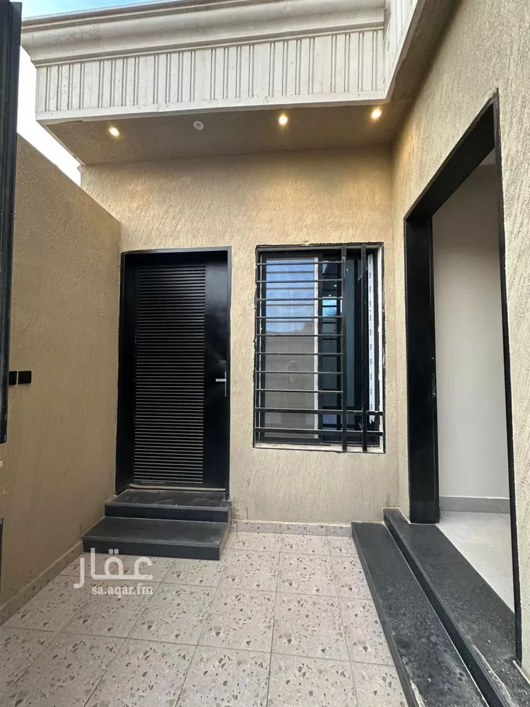 Floor for Sale in Riyadh Al Munsiyah 6