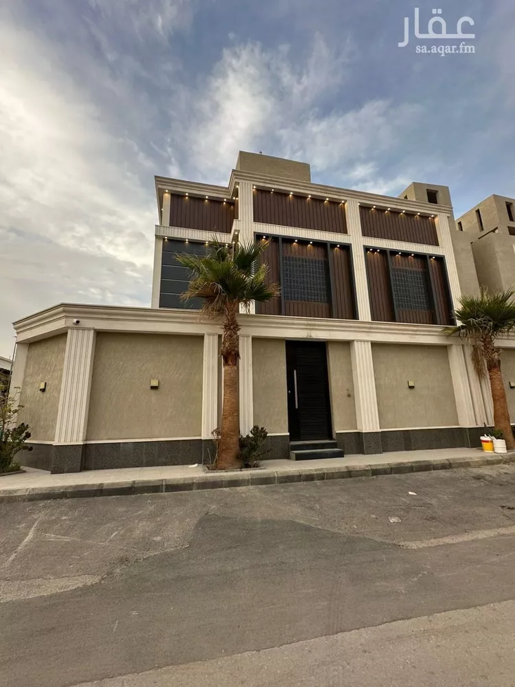 Floor for Sale in Riyadh Al Munsiyah 14