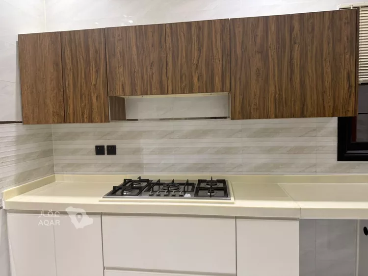 Floor for Rent in Riyadh Ar Rimal 18