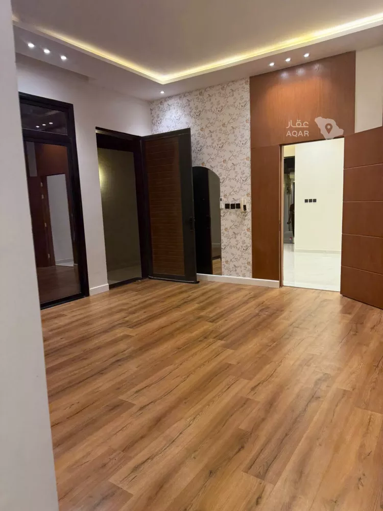 Floor for Rent in Riyadh Ar Rimal 16