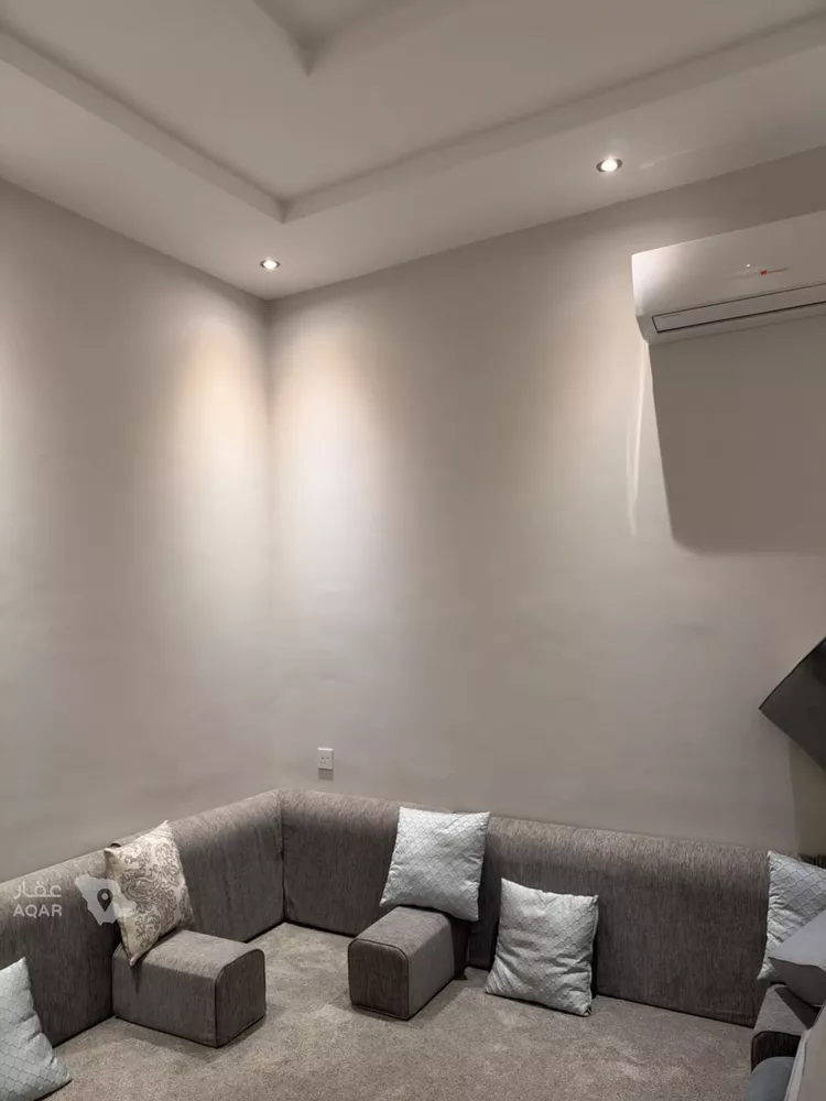 فيلا للإيجار في شارع ترمذ, حي اليرموك, مدينة الرياض, منطقة الرياض 9