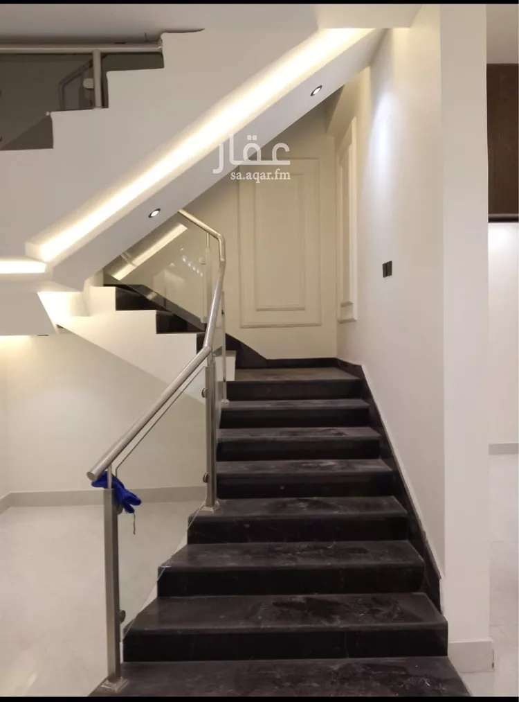 فيلا للإيجار في شارع عبدالعظيم مندوره, حي البيان, مدينة الرياض, منطقة الرياض