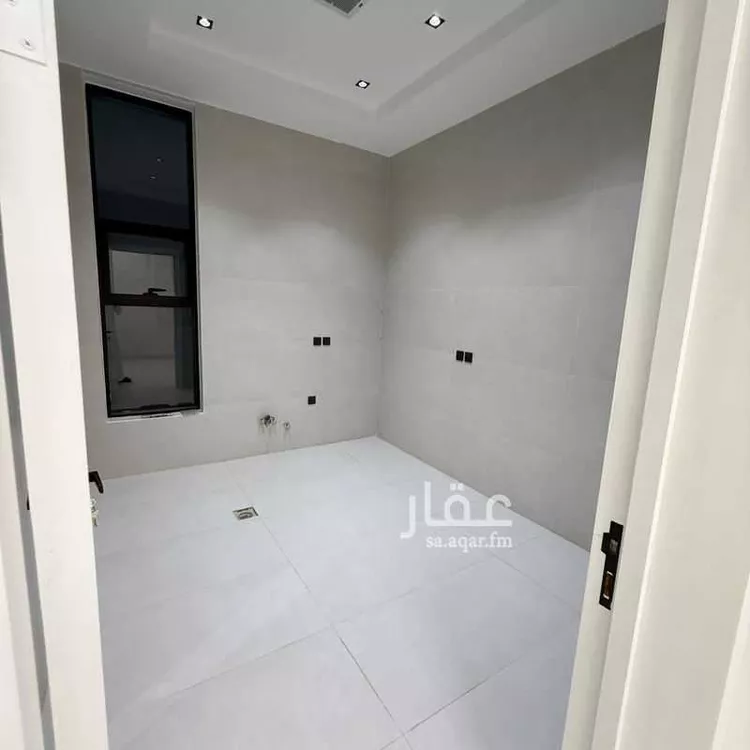 دور للبيع في شارع ثابت النحوي, حي الرمال, مدينة الرياض, منطقة الرياض صورة 2