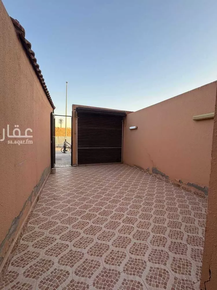 دور للإيجار في شارع الشيخ عبدالرحمن بن مبارك, حي العاصمة, مدينة الدرعية, منطقة الرياض صورة 3