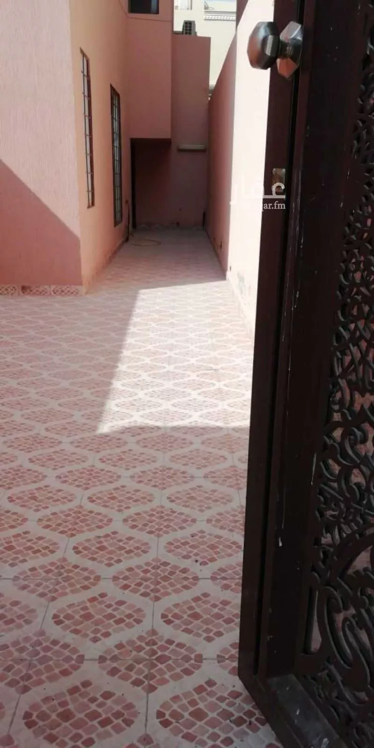 دور للإيجار في شارع الشيخ عبدالرحمن بن مبارك, حي العاصمة, مدينة الدرعية, منطقة الرياض