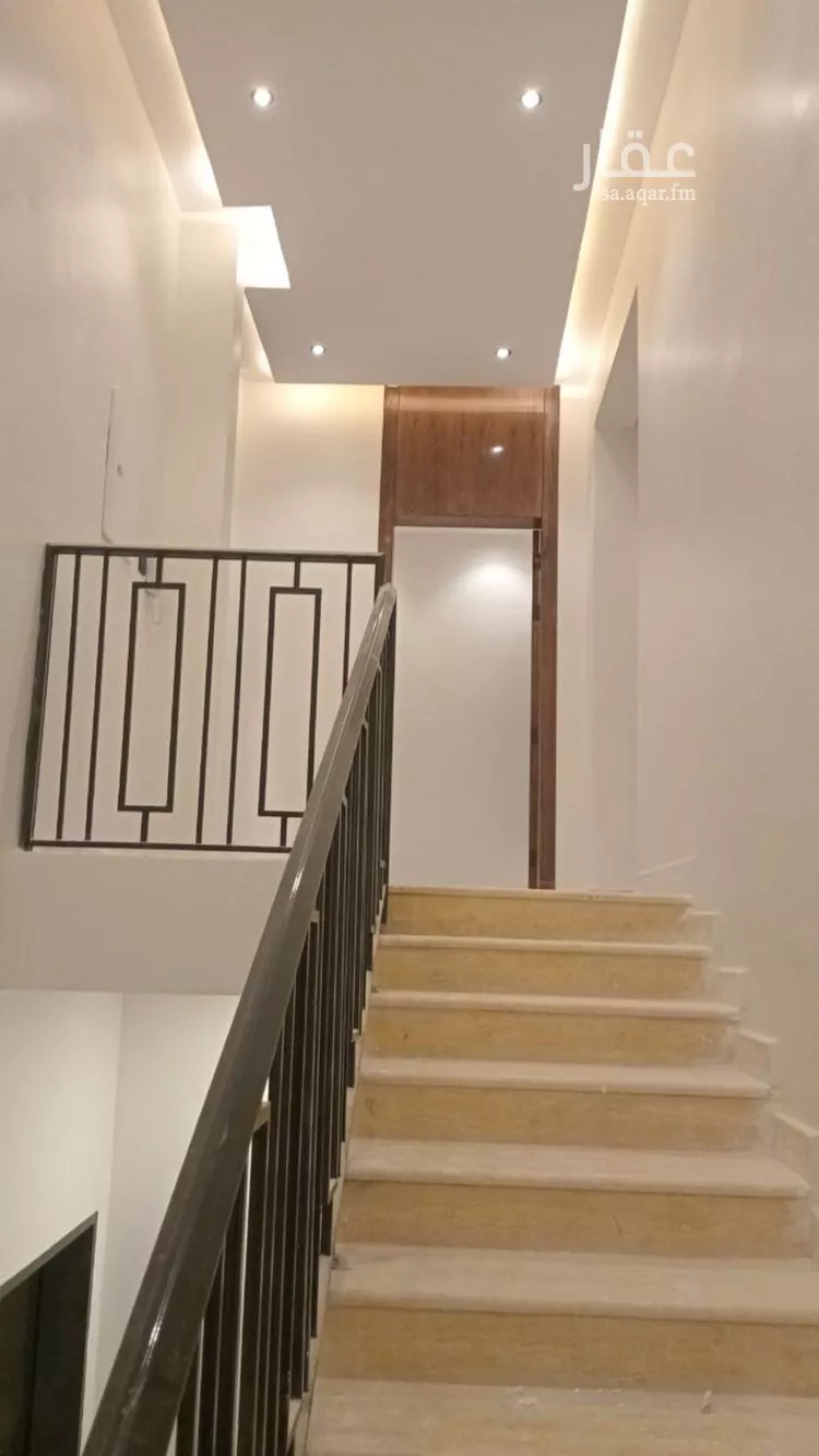 فيلا للبيع في شارع السرور, حي الرمال, مدينة الرياض, منطقة الرياض صورة 2