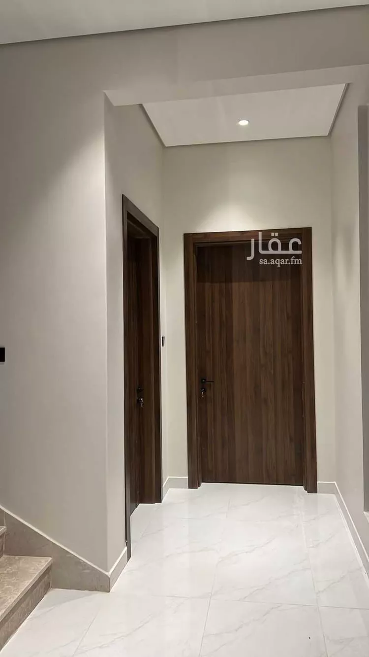 فيلا للبيع في شارع فرعي, حي الشفق, مدينة بريده, منطقة القصيم صورة 3