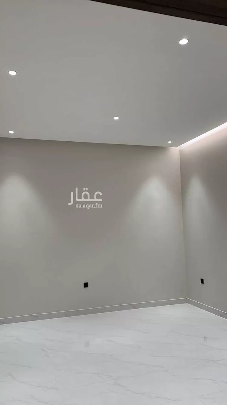 فيلا للبيع في شارع فرعي, حي الشفق, مدينة بريده, منطقة القصيم صورة 5