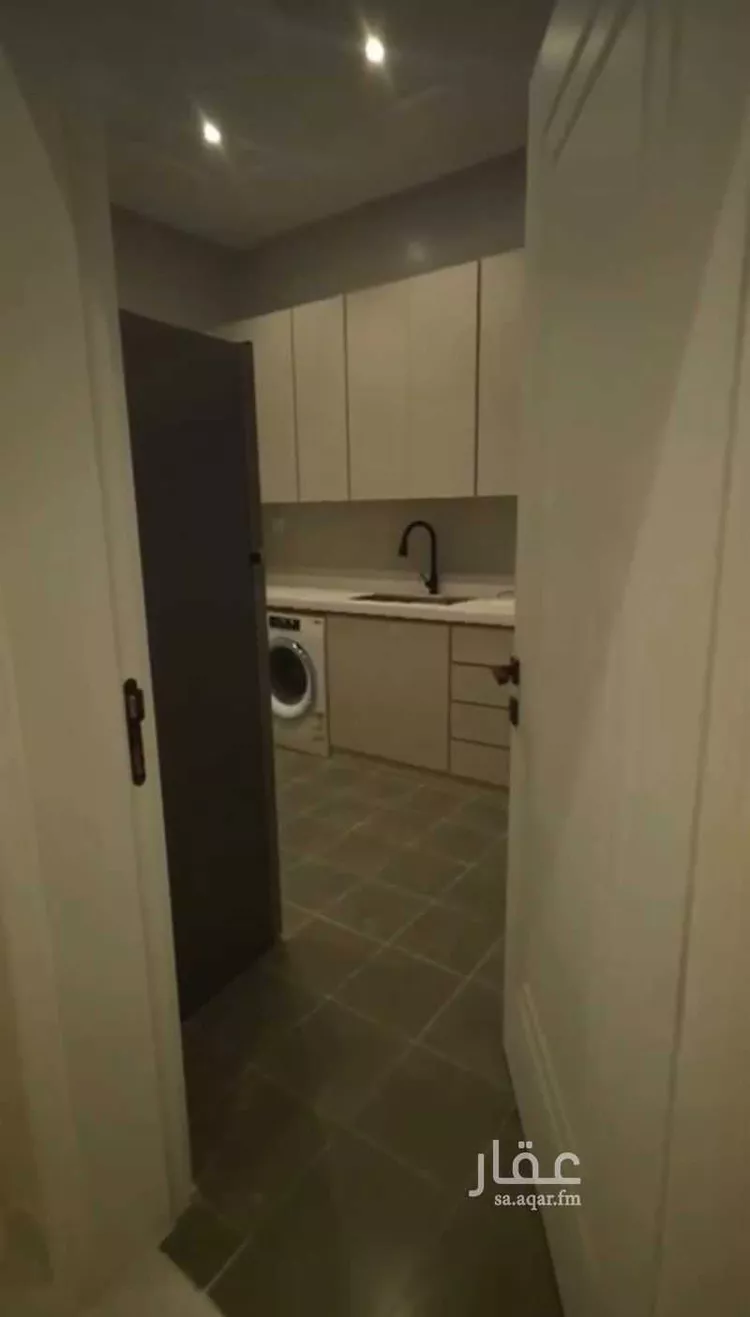 شقة للإيجار في شارع يوسف تاشفين, حي حكومي1, مدينة جدة, منطقة مكة المكرمة