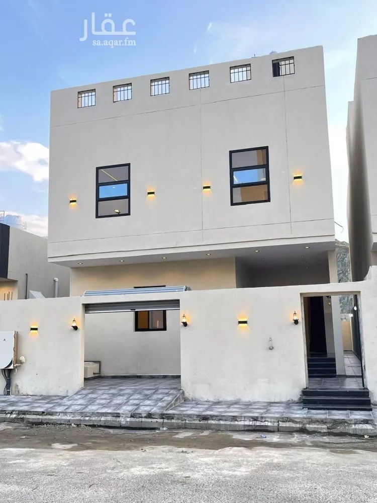 فيلا للبيع في شارع عين عبد الله, حي العكيشية, مدينة مكة المكرمة, منطقة مكة المكرمة