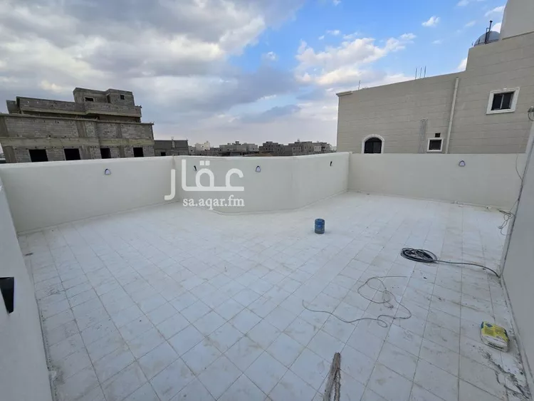 Floor for Sale in Taif Jubrah 9