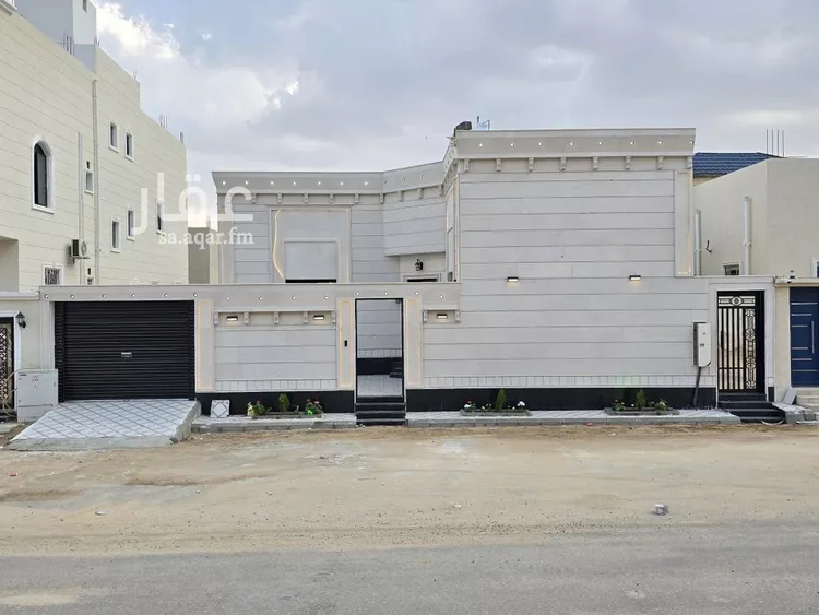 Floor for Sale in Taif Jubrah 13