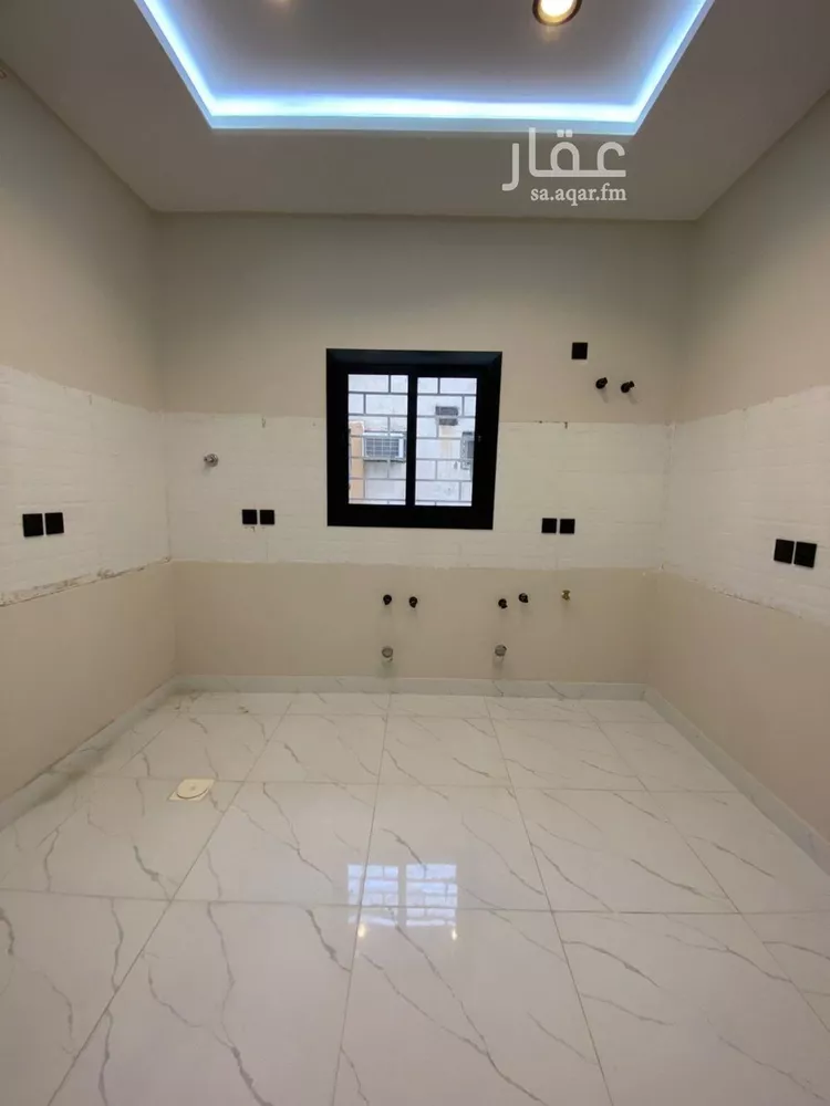 شقة للبيع في شارع شارع محايل, حي الشرائع, مدينة مكة المكرمة, منطقة مكة المكرمة 6