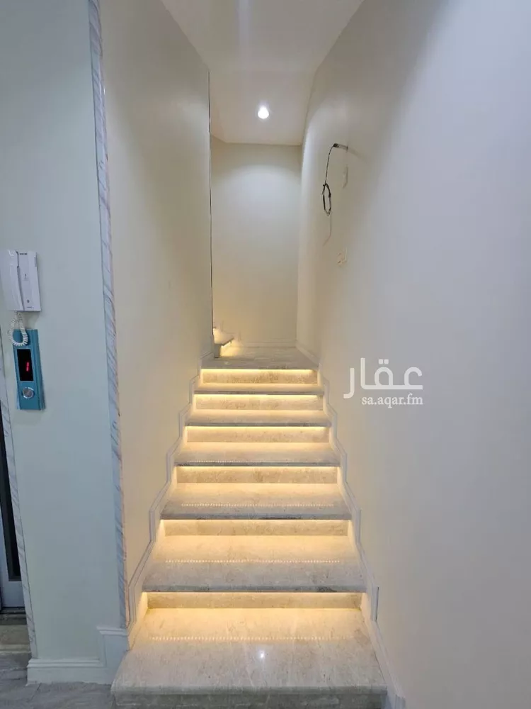 فيلا للبيع في شارع الأمير عبد الله بن فيصل بن عبد العزيز, حي النوارية, مدينة مكة المكرمة, منطقة مكة المكرمة 10