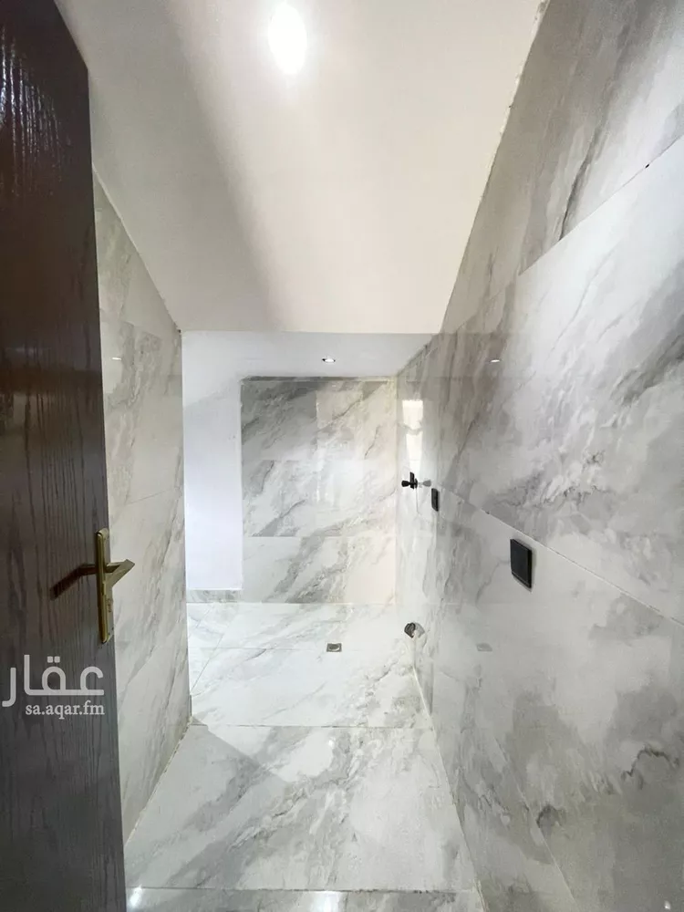 فيلا للبيع في شارع غالب ابن فهر, حي العرفاء الغربية, مدينة الطائف, منطقة مكة المكرمة 19