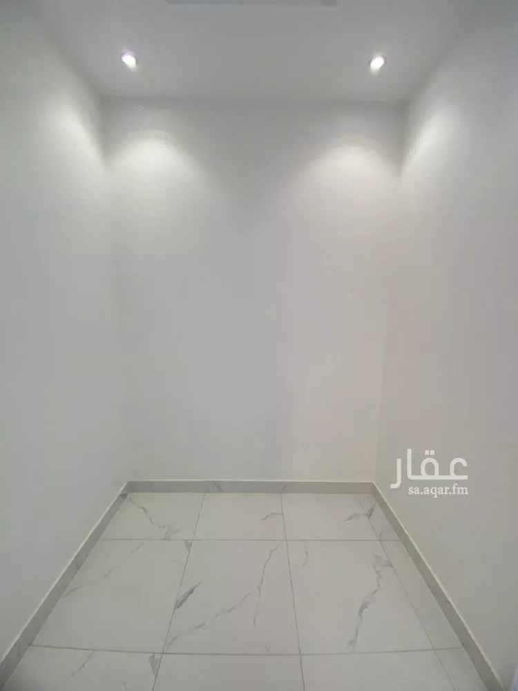 فيلا للبيع في شارع اوس ابن خولي, حي الأخباب, مدينة الطائف, منطقة مكة المكرمة صورة 2