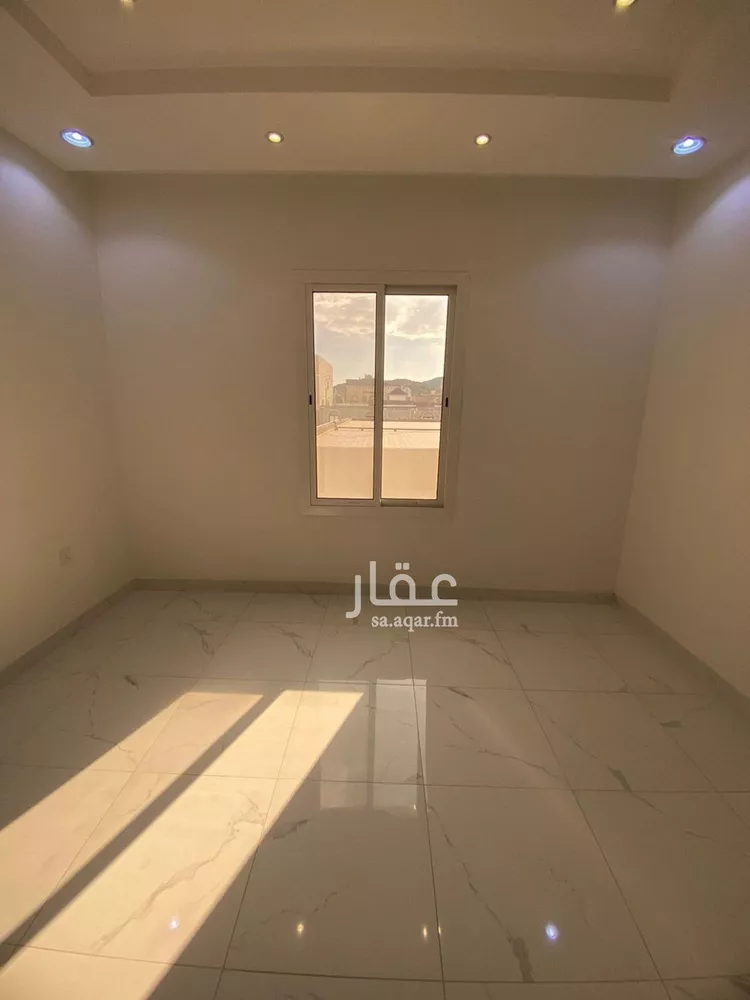 فيلا للبيع في شارع اوس ابن خولي, حي الأخباب, مدينة الطائف, منطقة مكة المكرمة 23