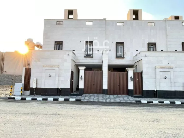 فيلا للبيع في شارع المحامل, حي العكيشية, مدينة مكة المكرمة, منطقة مكة المكرمة