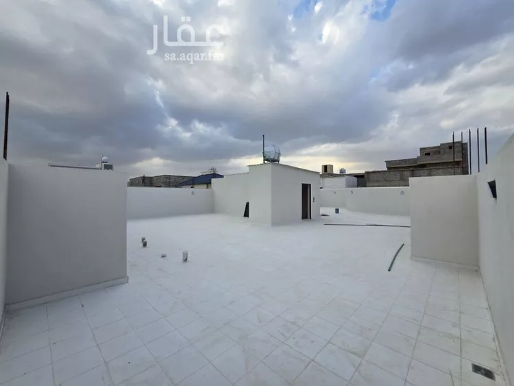 Floor for Sale in Taif Jubrah 10