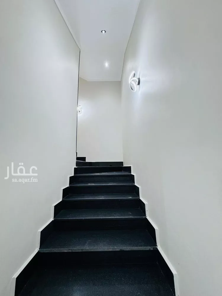 فيلا للبيع في شارع ابي القاسم المبارك, حي الرحاب, مدينة الطائف, منطقة مكة المكرمة صورة 2