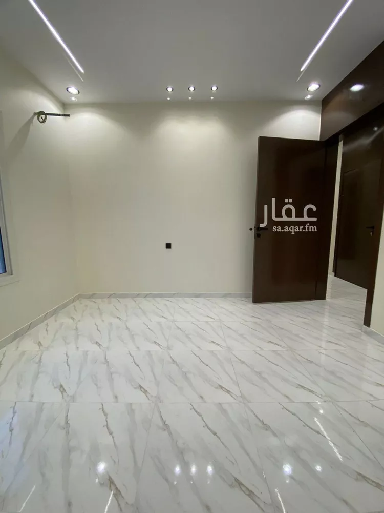 فيلا للبيع في شارع احمد بن عبدالله الواعظ, حي الرحاب, مدينة الطائف, منطقة مكة المكرمة صورة 3