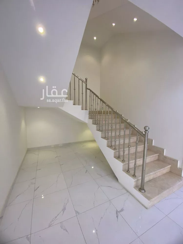 فيلا للبيع في شارع اوس ابن خولي, حي الأخباب, مدينة الطائف, منطقة مكة المكرمة 17