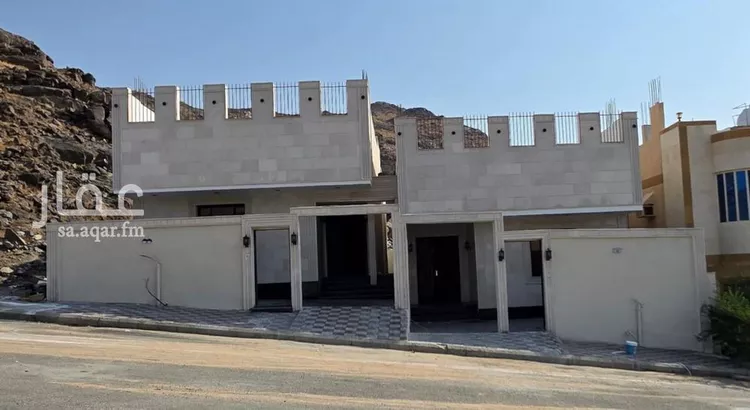 فيلا للبيع في شارع يحيي الدامغاني, حي العكيشية, مدينة مكة المكرمة, منطقة مكة المكرمة 8