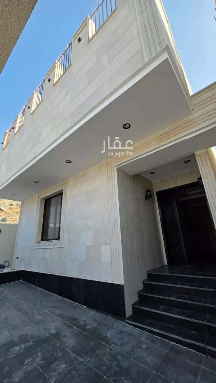 فيلا للبيع في شارع يحيي الدامغاني, حي العكيشية, مدينة مكة المكرمة, منطقة مكة المكرمة 9